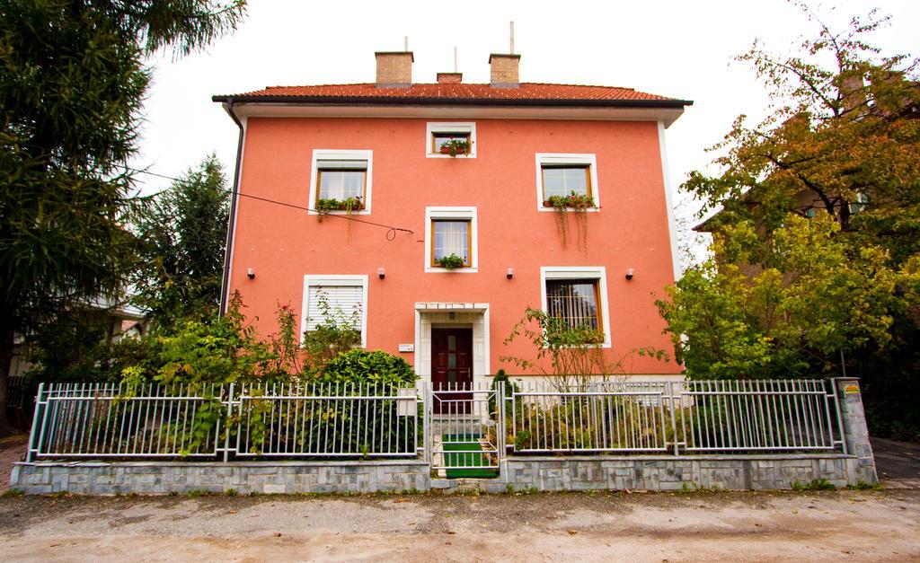 Guest House Pikapolonca Maribor Kültér fotó