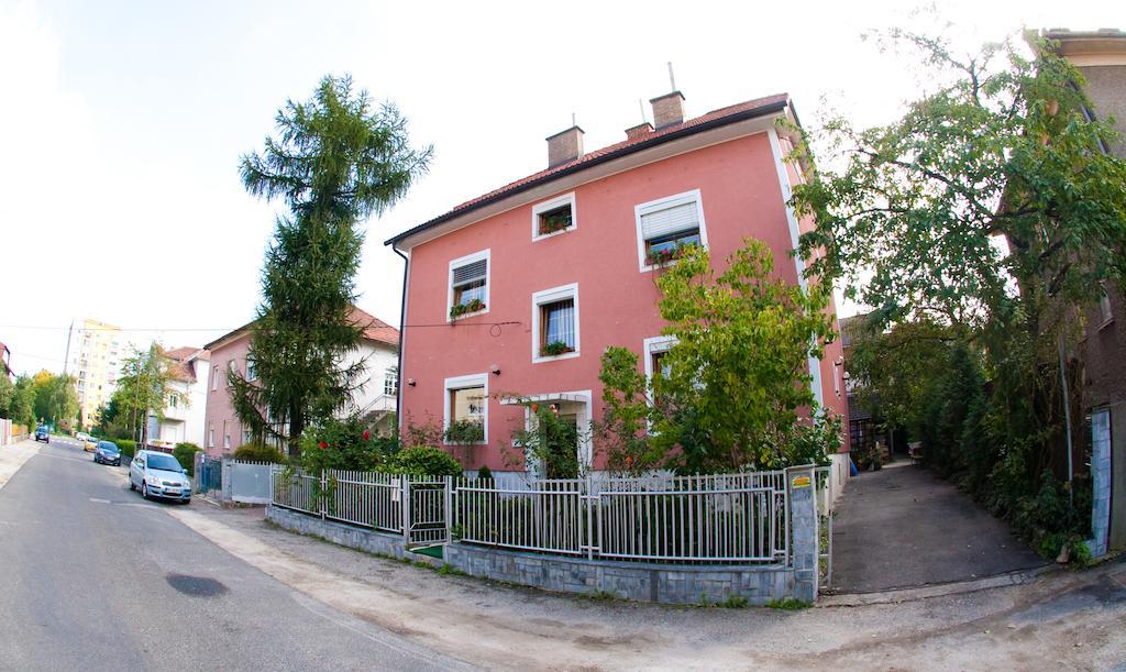 Guest House Pikapolonca Maribor Kültér fotó